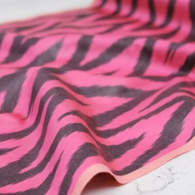Alternative view of Viva Magenta Fabric Home Decor