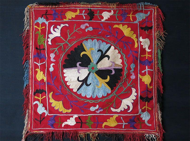 Uzbek embroidery - types and meaning - Alesouk