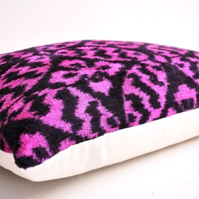 Alternative view of Rosa Multiflora Velvet Cushion