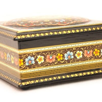 Alternative view of Beautiful Lacquer Earring Box