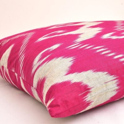 Alternative view of Pillow oriental pattern covers