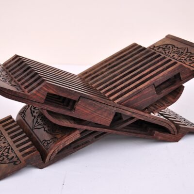 Alternative view of Wooden Book Stand Laukh