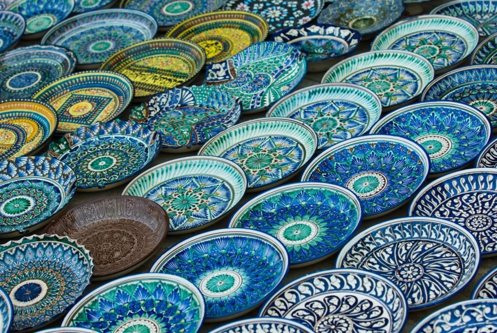 Uzbek ceramic plates