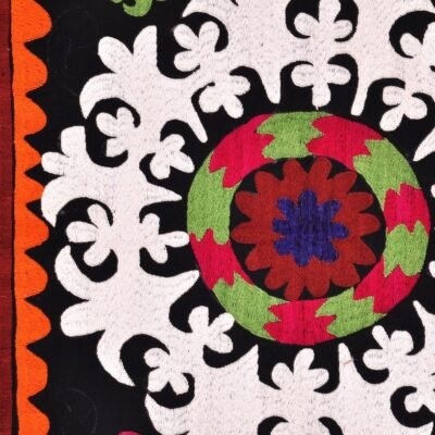 Alternative view of Organic Vintage Suzani